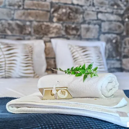 בית נופש Stone מורטר