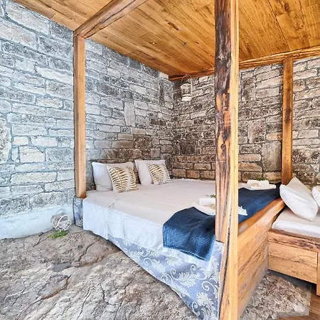 Дом отдыха Stone